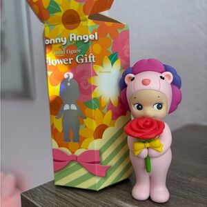 Sonny Angel Flower Gift Pink Lion